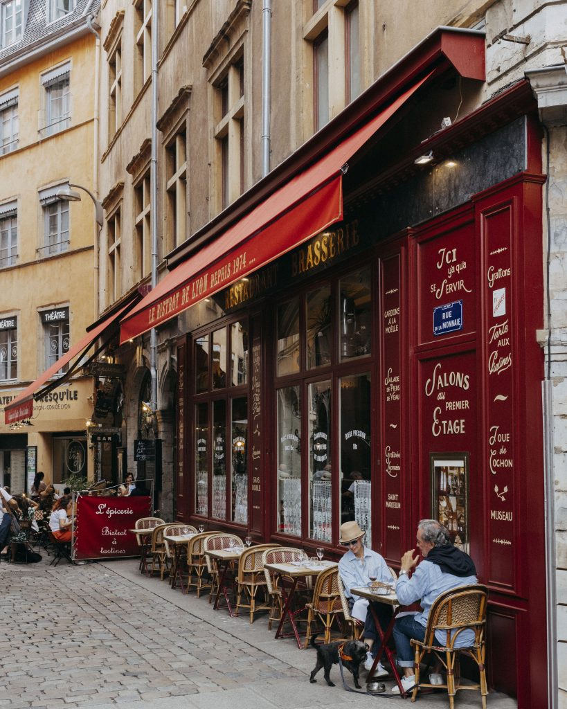 Terrace of a renowned restaurant in Lyon, Le Bistrot de Lyon on Rue Mercière